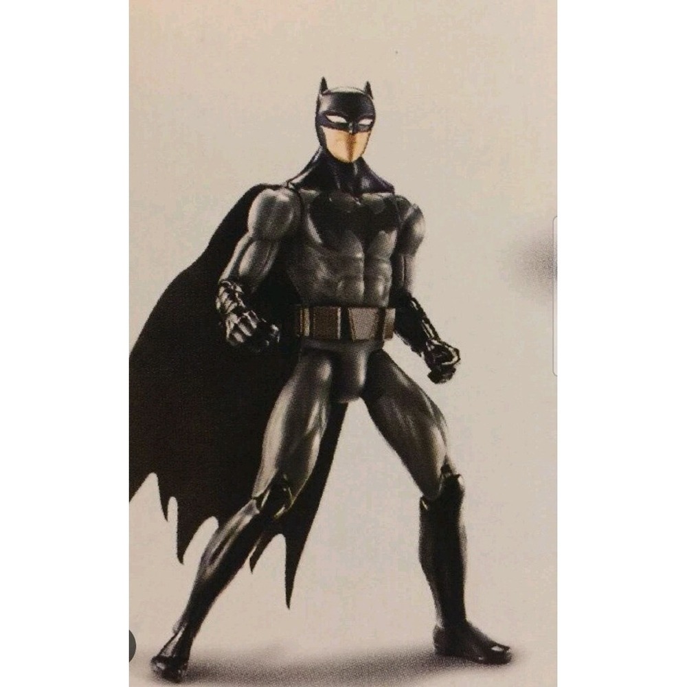 DC Justice League Batman Mattel 2016 12 Inch Action Figure With Cape DWM49